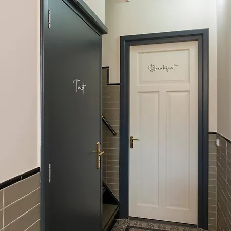 Harmony At The Location 提耳堡